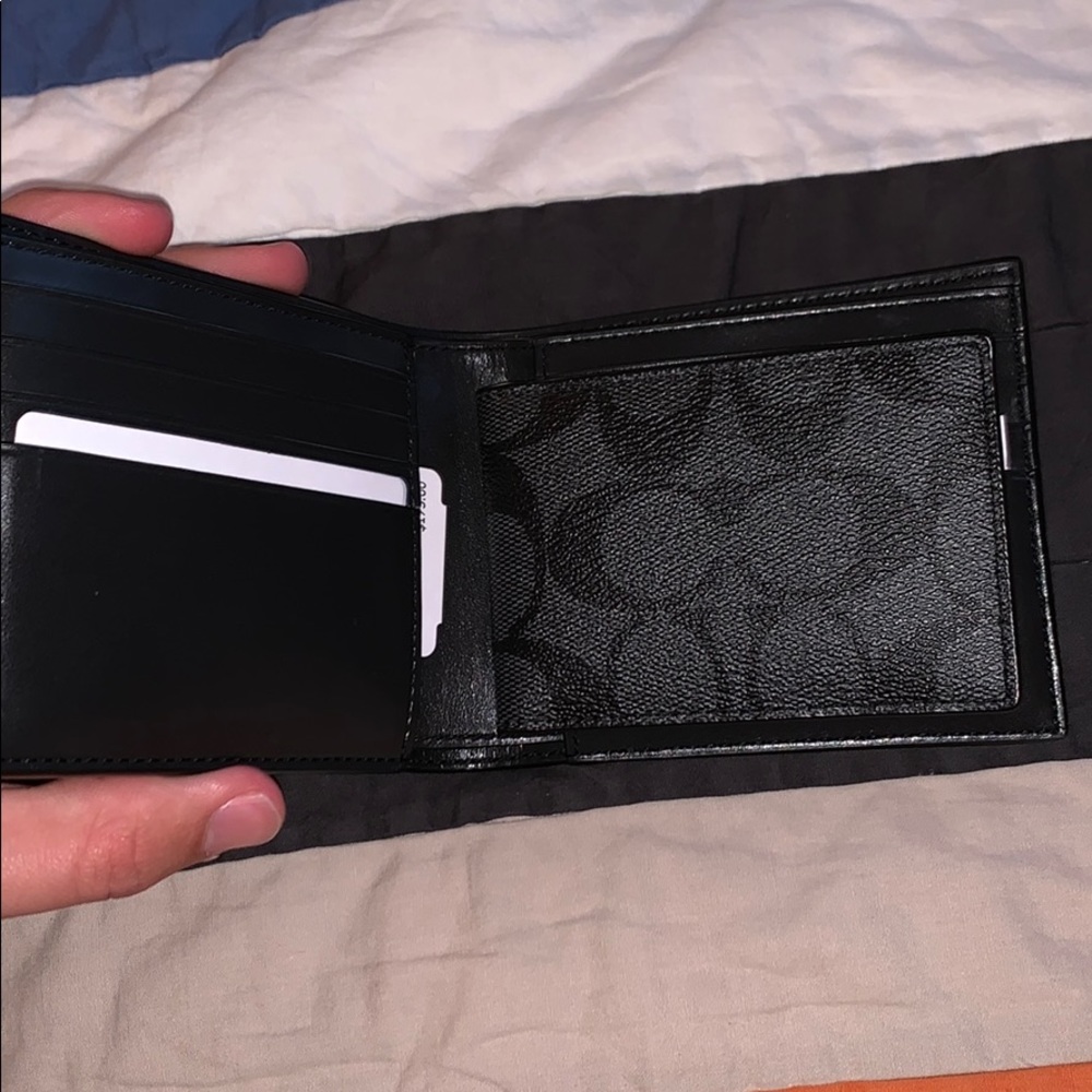 Coach Bifold wallet - Picture 2 of 5